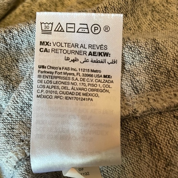 Chico’s Zenergy grey oversized top - Picture 5 of 5